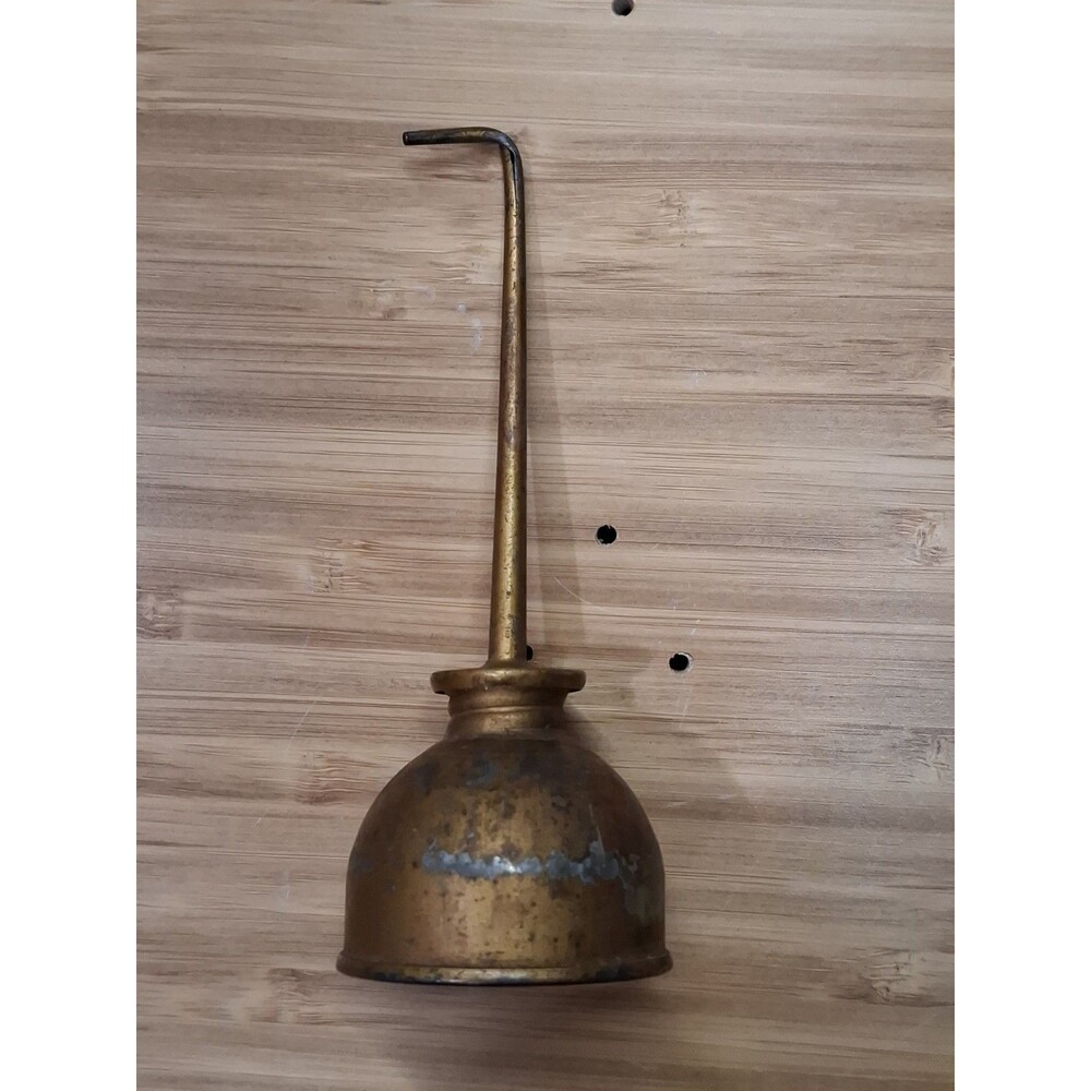 Vintage Eagle Metal Thumb Pump Oil Can Curved Spout Oiler 5 Inch Base Stamped